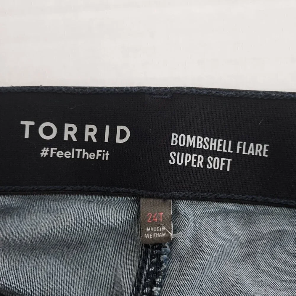 Torrid Bombshell Flare Super Soft High Rise Jeans Size 24T